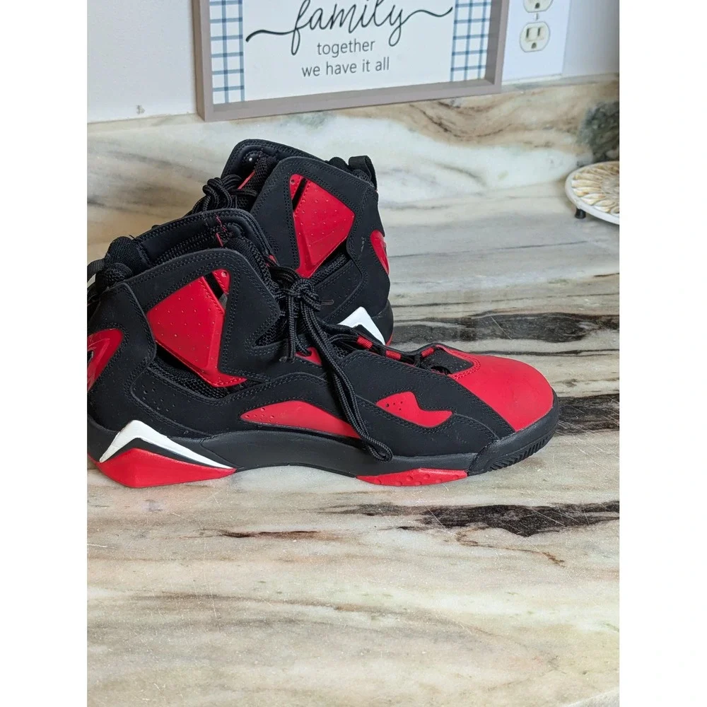 Jordan true flight